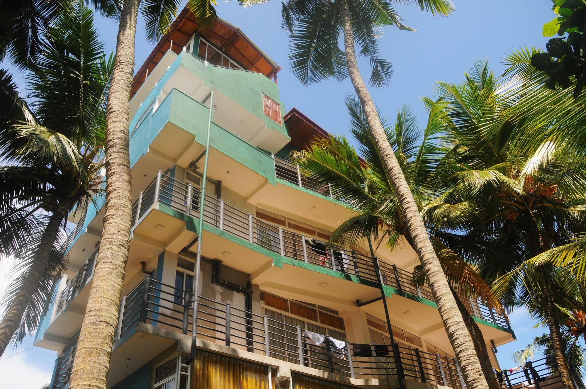 New Shangrela Beach Resort Ambalangoda  Exterior foto