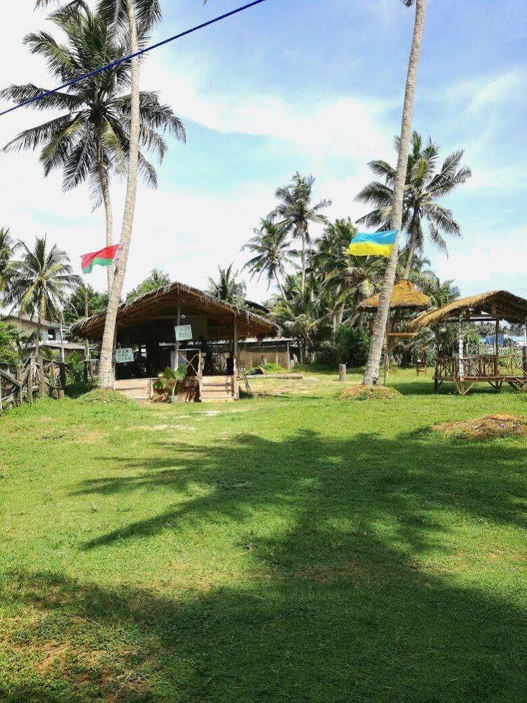 New Shangrela Beach Resort Ambalangoda  Exterior foto